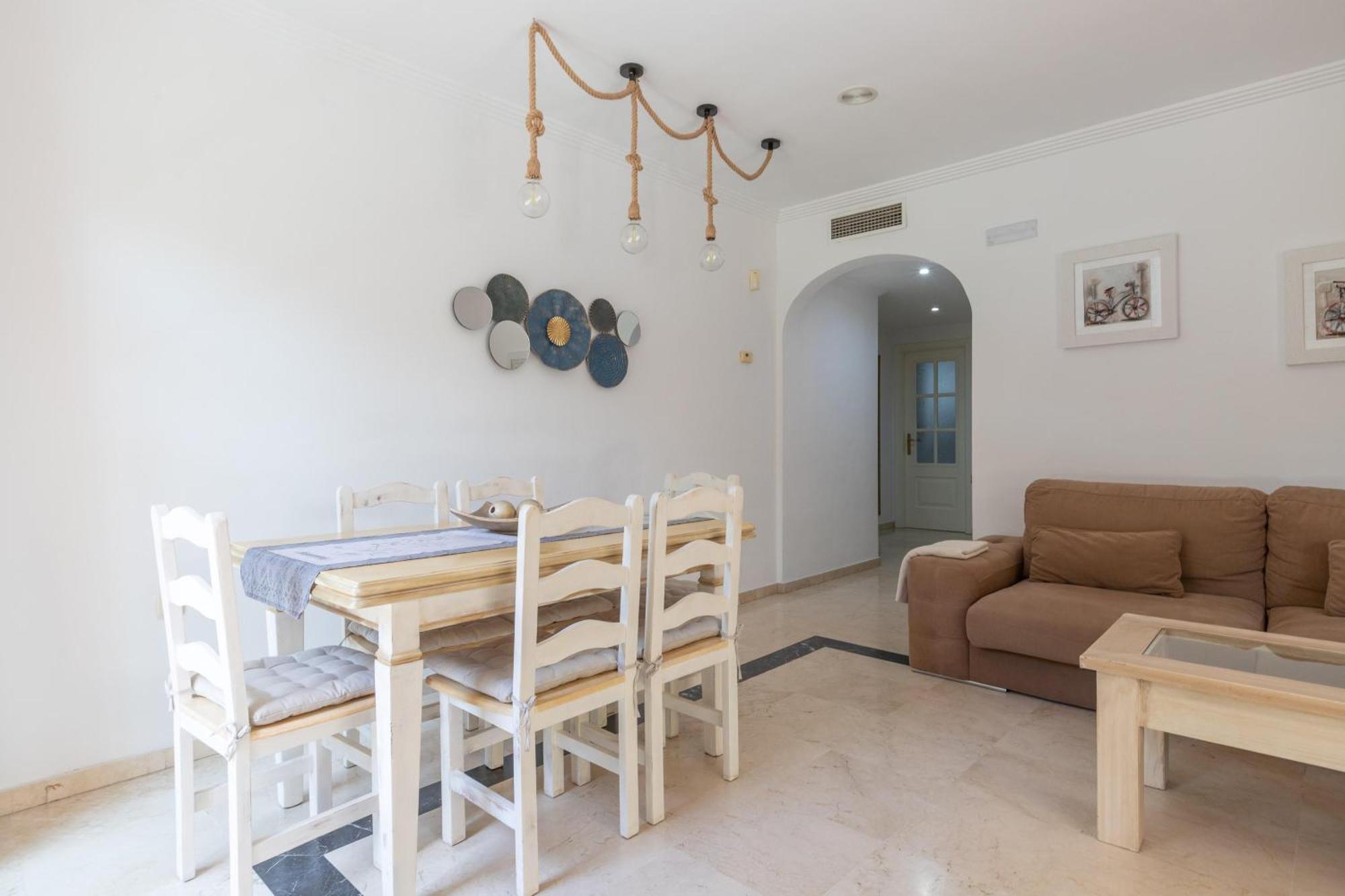 Mar Bella Apartment *